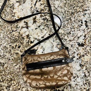 Genuine Tan & Brown Coach Bag Small Crossbody Bag - Signature Pattern